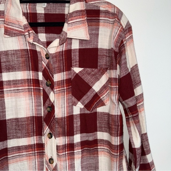 Maurices Cabin Plaid Button Down Boyfriend Fit Shirt Red Cream Medium Women’s - Picture 5 of 11